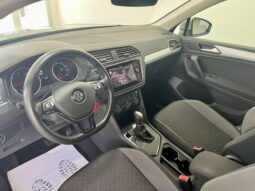 
										Volkswagen Tiguan full									
