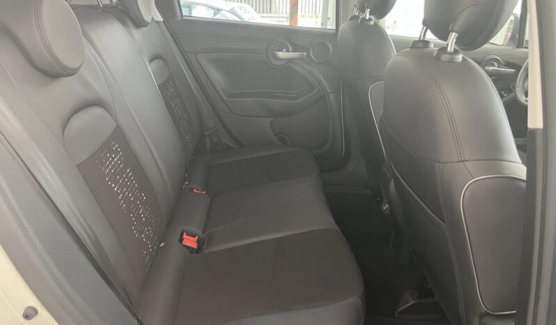 
								Fiat 500 X full									