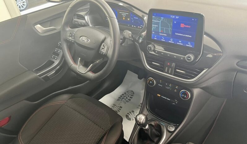 
								Ford Puma ST-Line full									