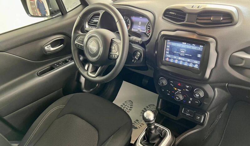 
								Jeep Renegade Limited full									