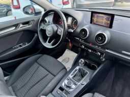 
										Audi A3 S Tronic Sport full									