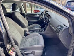 
										Volkswagen Golf full									