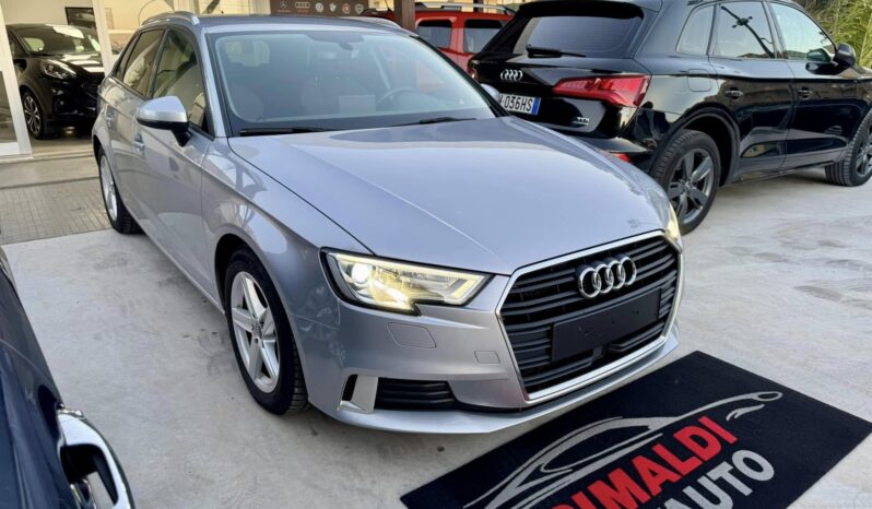 
								Audi A3 S Tronic Sport full									