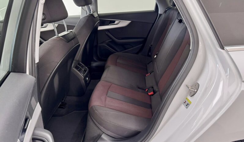 
								Audi A4 Avant full									