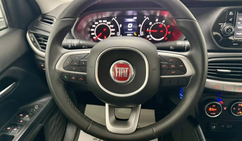 
								Fiat Tipo full									