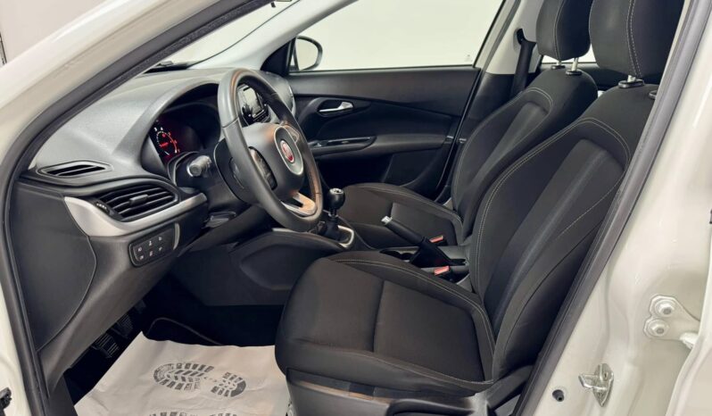 
								Fiat Tipo full									