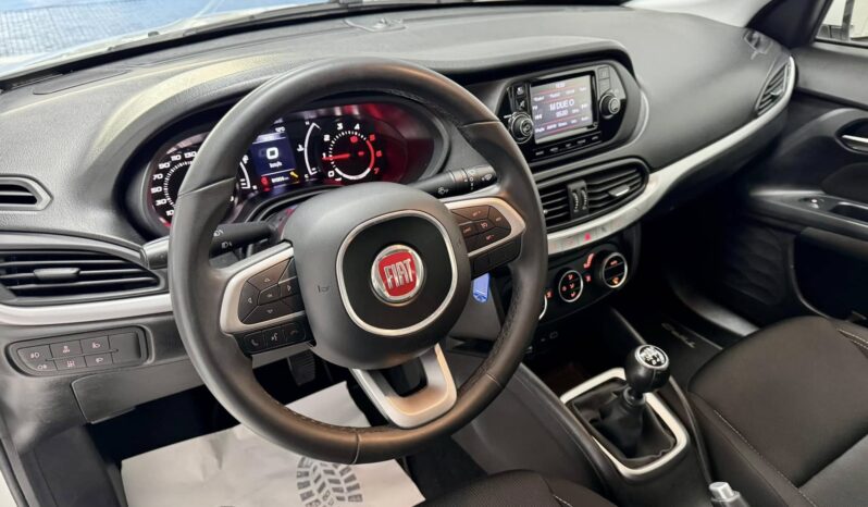 
								Fiat Tipo full									