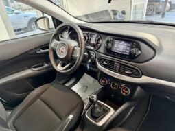 
										Fiat Tipo full									