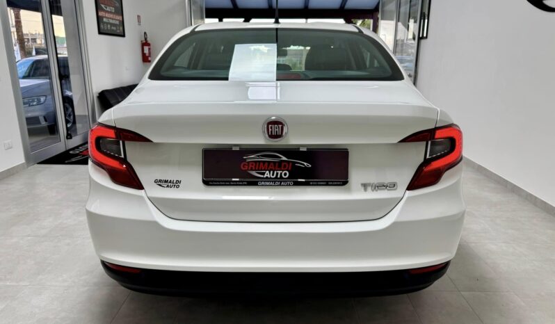 
								Fiat Tipo full									