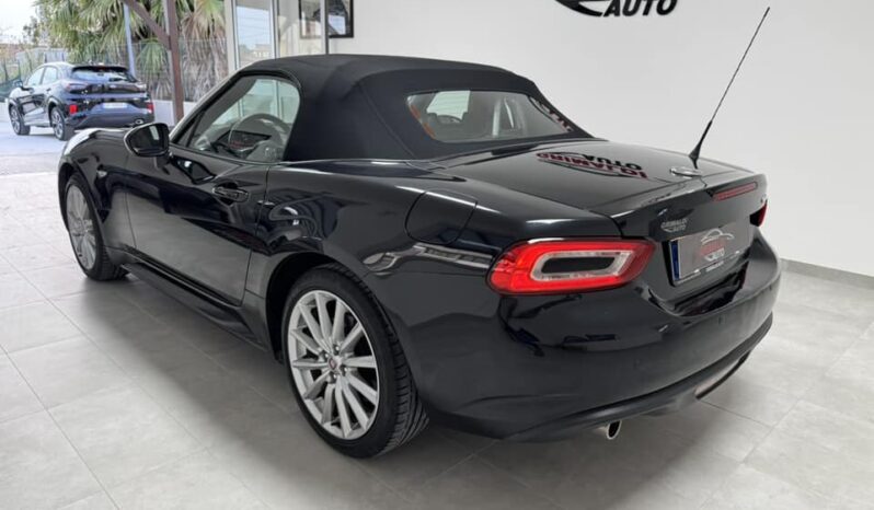 
								Fiat fiat 124 spider lusso full									