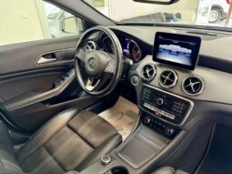 
										Mercedes GLA 200 sport full									