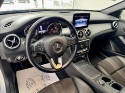 
										Mercedes GLA 200 sport full									