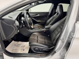 
										Mercedes GLA 200 sport full									