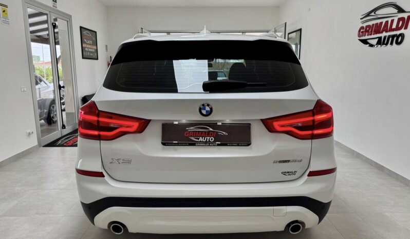 
								BMW X3 BUSINESS ADVANTAGE full									