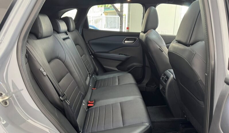 
								NISSAN Qashqai full									