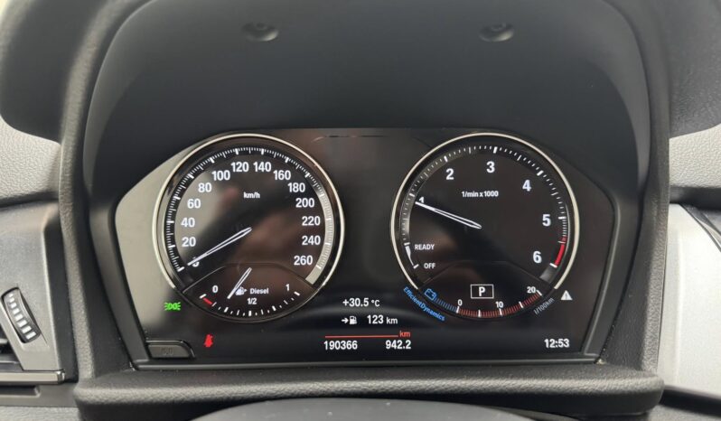 
								BMW SERIE 2 ACTIVE TURER LUXURY full									