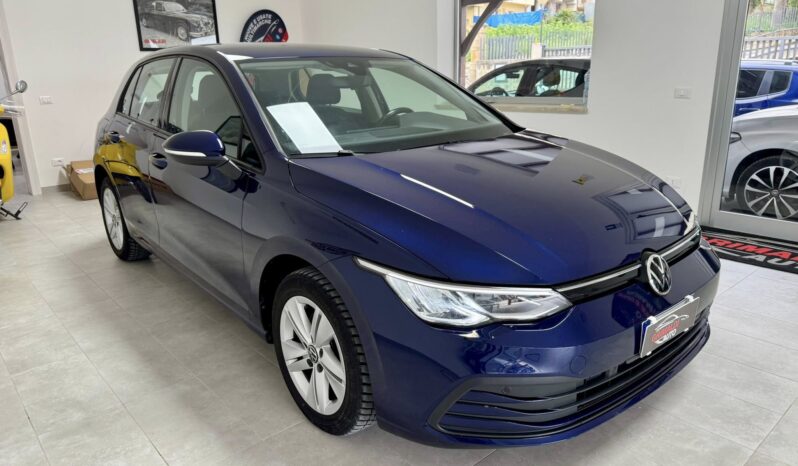 
								VOLKSWAGNE GOLF 8 full									