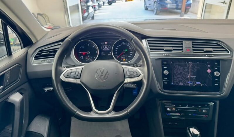 
								VOLKSWAGEN TIGUAN full									